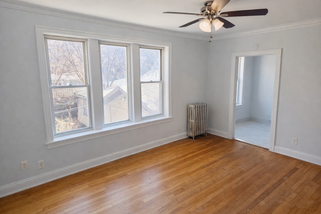 1635 W Morse Ave, Unit 107 in Chicago, IL - Building Photo - Building Photo