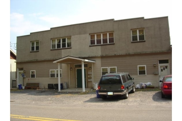 3029 S Main St in Hanover Township, PA - Building Photo