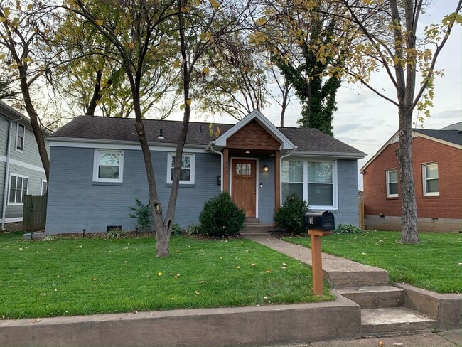 property at 608 N 2nd St