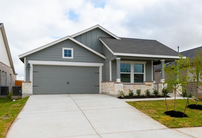 247 Alamito Ave in Kyle, TX - Building Photo - Building Photo