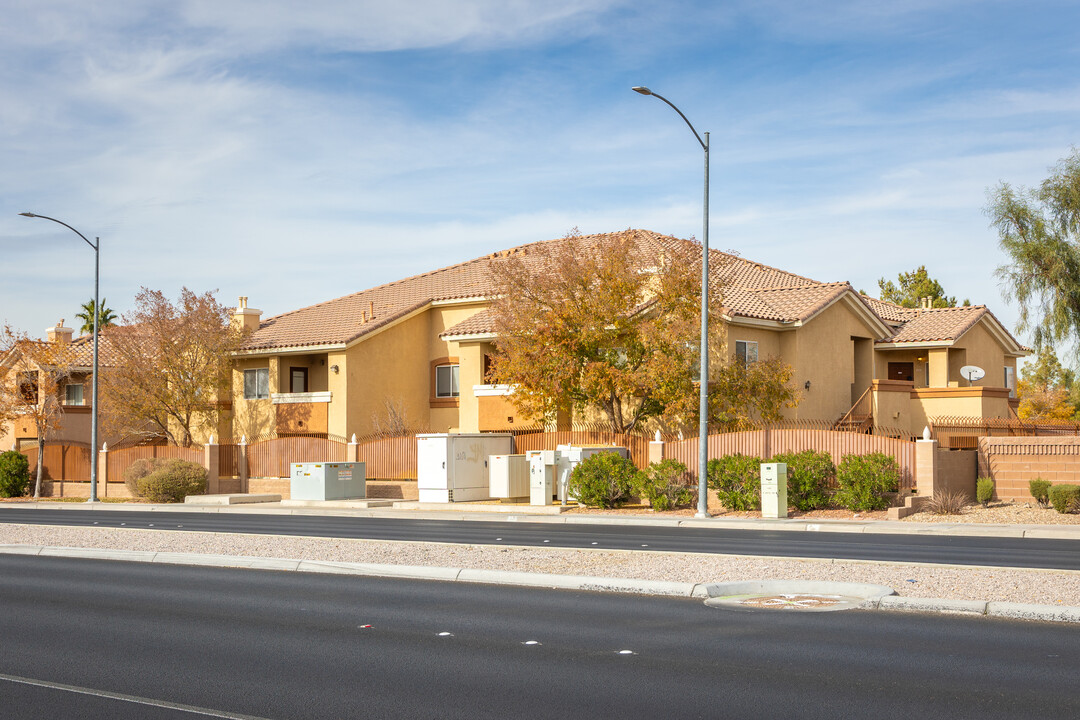 Antigua in Las Vegas, NV - Building Photo