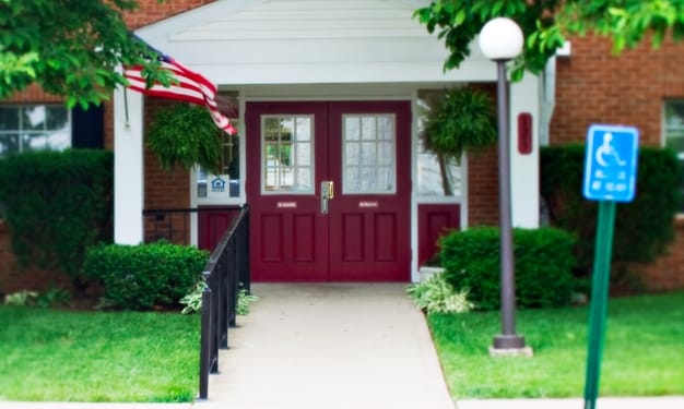 Rotary Manor in Urbana, OH - Foto de edificio