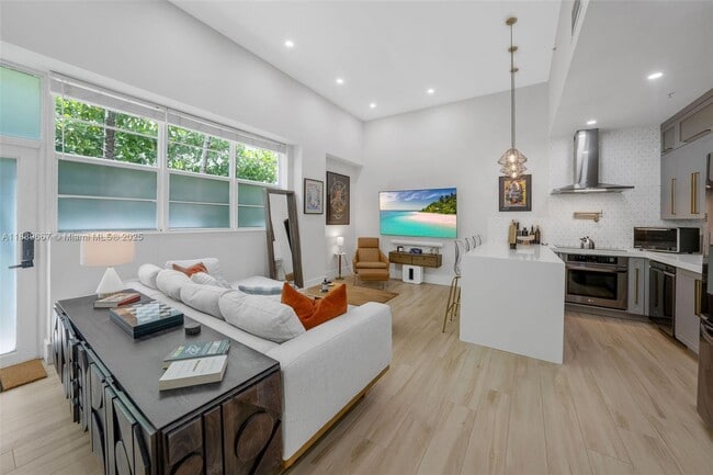 property at 935 Euclid Ave