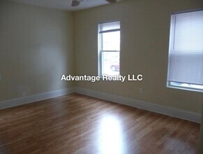 40 Lambert St in Medford, MA - Building Photo - Building Photo