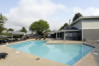 Heatherwood Club in Colorado Springs, CO - Foto de edificio - Building Photo