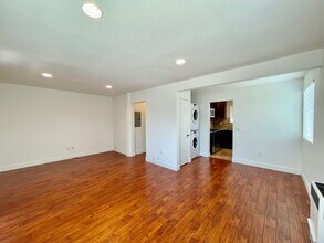 6329 Osler St-Unit -6329 in San Diego, CA - Building Photo - Building Photo