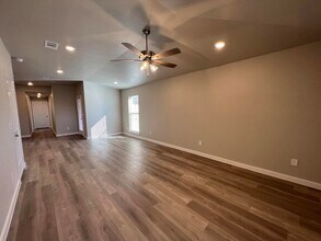 2009 Bryan Ave, Unit a in Wolfforth, TX - Building Photo - Building Photo