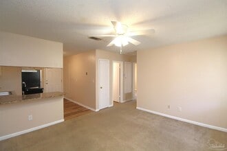 1608 Sunny Ridge Ln in Cantonment, FL - Building Photo - Building Photo