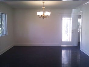 1134 Orange Grove Ave in Glendale, CA - Building Photo - Building Photo