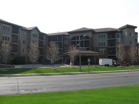 Gramercy Club of Edina Apartments