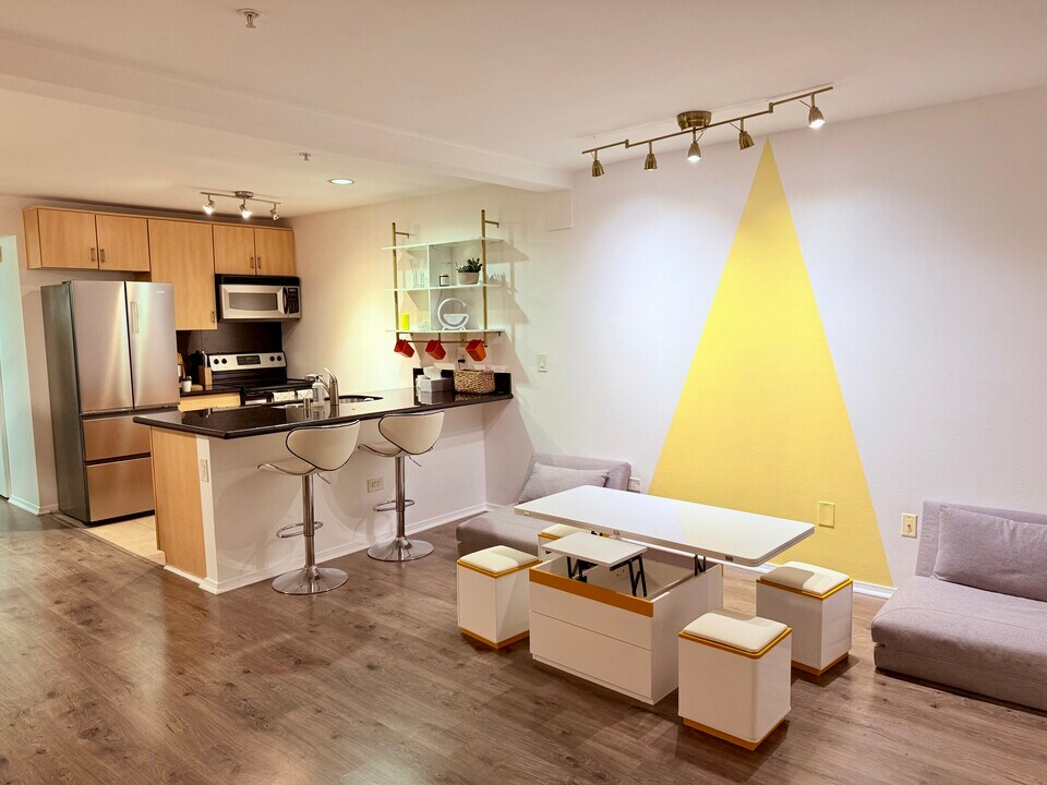 101 Market St, Unit 304 in San Diego, CA - Building Photo