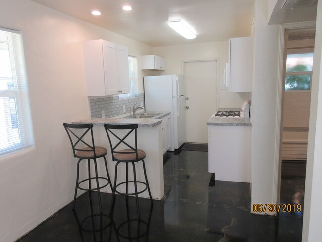 223 W Turney Ave, Unit 2 in Phoenix, AZ - Building Photo - Building Photo