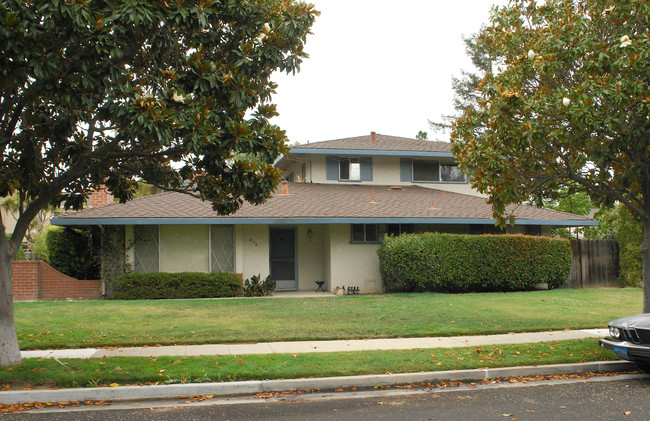 948 Weldwood Ct in Los Gatos, CA - Foto de edificio - Building Photo