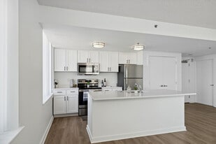 The Zenith in Baltimore, MD - Building Photo