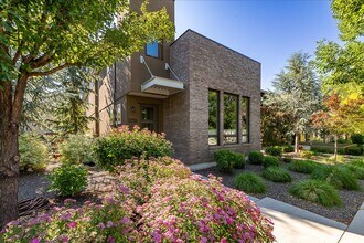 2758 S Honeycomb Way in Boise, ID - Building Photo - Building Photo