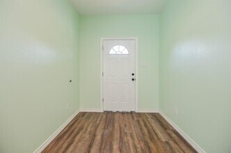 239 Broadhurst Dr in Houston, TX - Building Photo - Building Photo