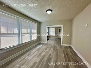 4209.5 W 22nd St in Little Rock, AR - Building Photo - Building Photo