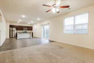 322 Hamilton Pointe Dr in Mcdonough, GA - Building Photo - Building Photo