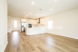 3440 Americana Dr in Green Cove Springs, FL - Building Photo - Building Photo