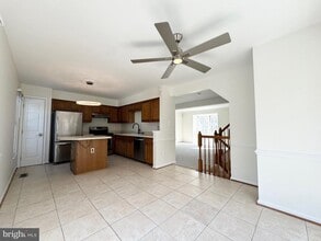 7481 Gadsby Square in Alexandria, VA - Building Photo - Building Photo