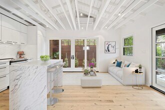 4027 Moore St in Los Angeles, CA - Building Photo - Building Photo