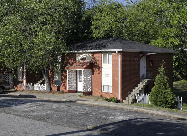 3553-3567 Adams St in Atlanta, GA - Building Photo - Building Photo