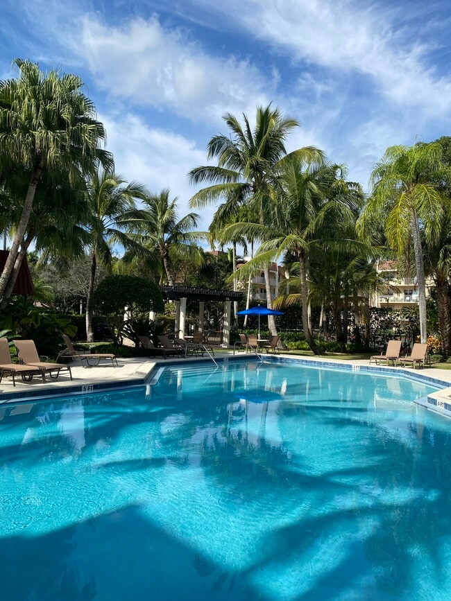 9301 SW 92nd Ave, Unit Wisperwood Village