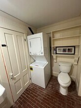 122 Nashua Rd, Unit 1 in Billerica, MA - Foto de edificio - Building Photo