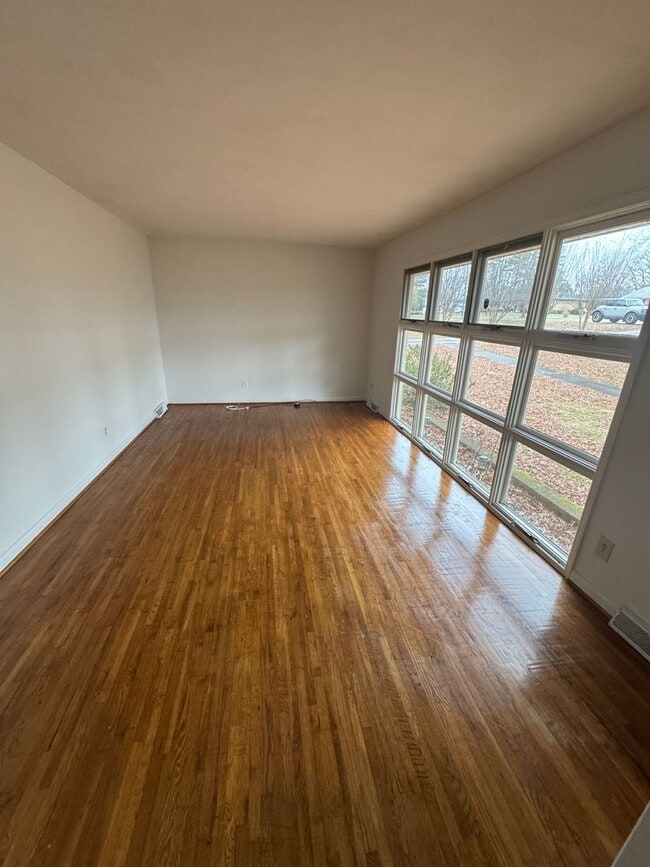 1823 Amberhill Ln in Charlotte, NC - Building Photo - Building Photo