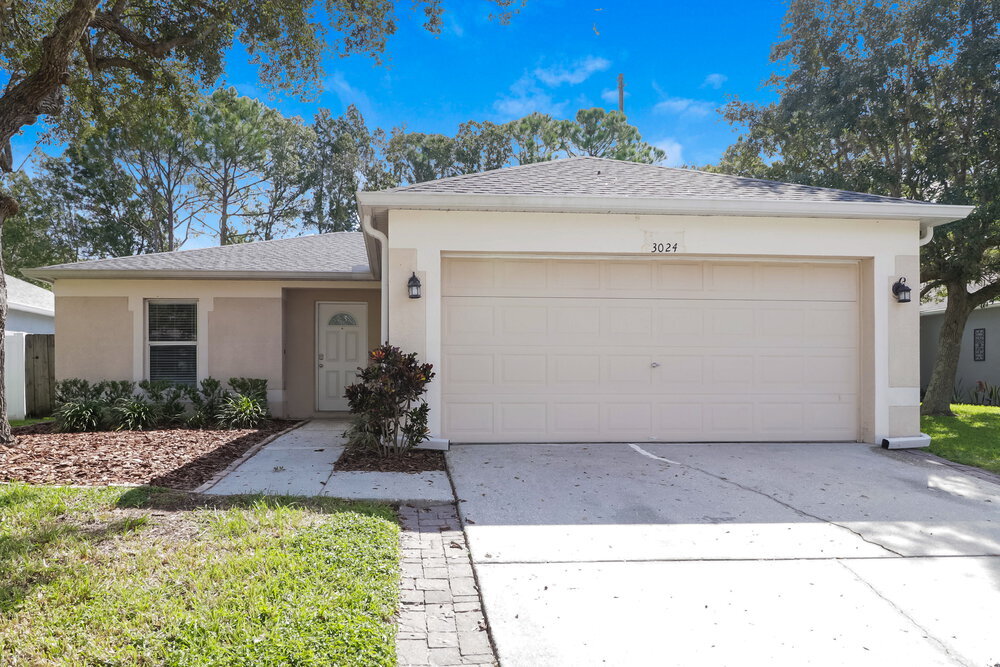 3024 Aernal Ct in Land O Lakes, FL - Building Photo