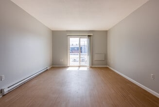 Revel Ocean in Marshfield, MA - Building Photo - Building Photo