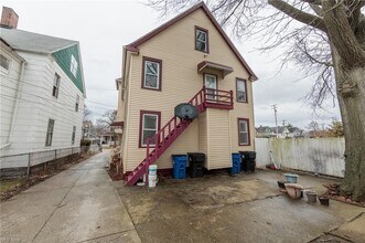 1794 W 54th St in Cleveland, OH - Foto de edificio - Building Photo