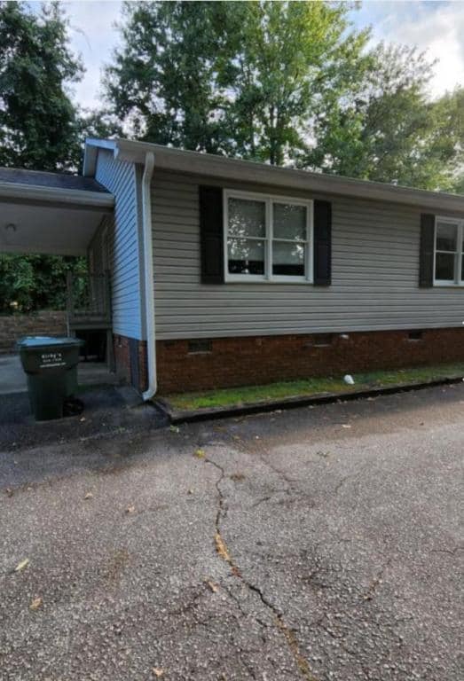 property at 880 N Rutherford Rd
