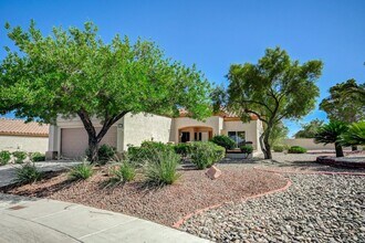 11069 Clear Meadows Dr in Las Vegas, NV - Building Photo - Building Photo