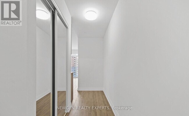 286 Main St in Toronto, ON - Building Photo - Building Photo