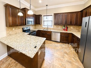 110 Canton Ct in Youngsville, LA - Building Photo - Building Photo