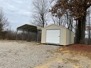 8643 Knottsville-Mount Zion Rd in Philpot, KY - Building Photo - Building Photo