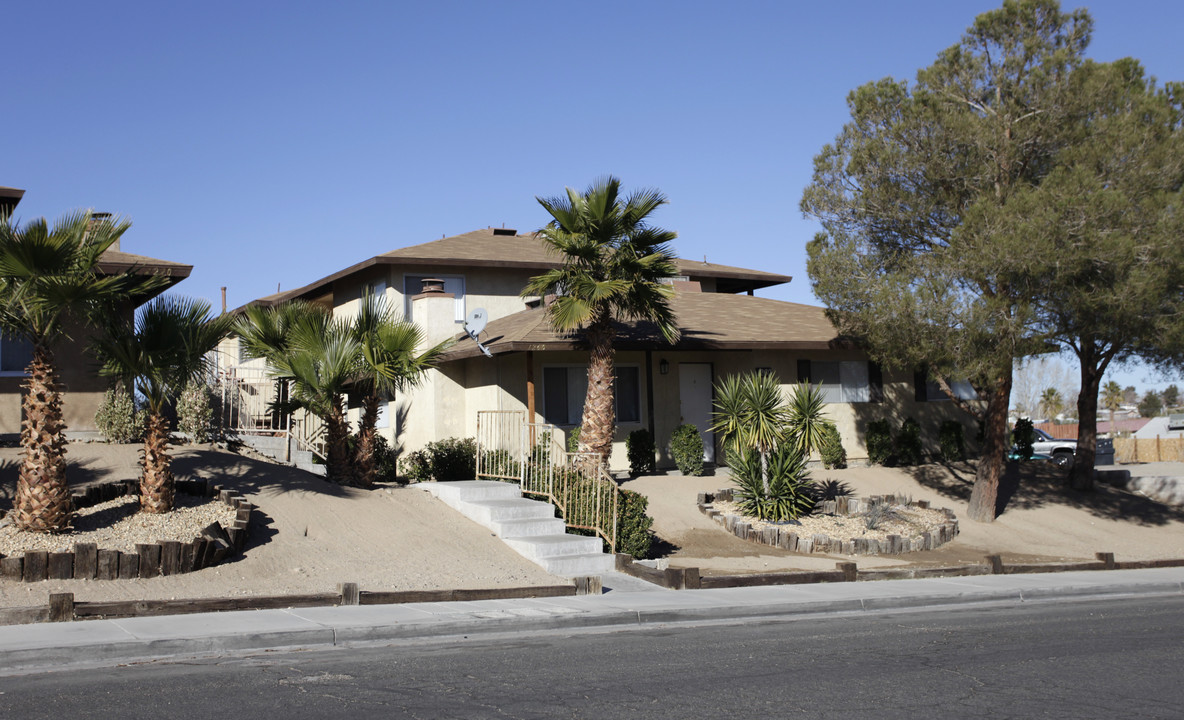 1260 Deseret Ave in Barstow, CA - Building Photo