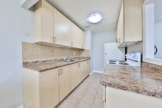 Equity Place in Mississauga, ON - Building Photo - Building Photo