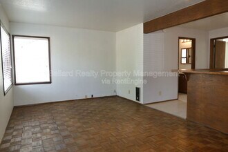 1615 N 38th St in Seattle, WA - Building Photo - Building Photo