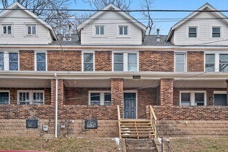 7700-7704 Stanton Ave in Pittsburgh, PA - Building Photo - Building Photo