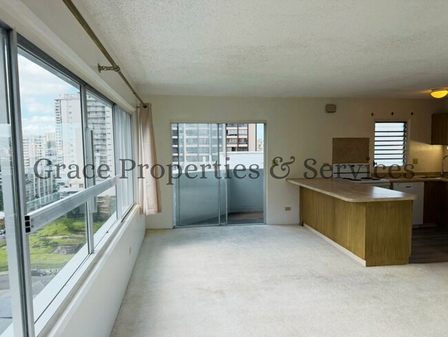 320 ?Ohua Ave in Honolulu, HI - Building Photo - Building Photo