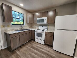 1433 N Brown Ave in Springfield, MO - Building Photo - Building Photo