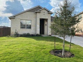 18024 Stefano Dr in Pflugerville, TX - Building Photo