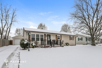 615 Kenwood Pl in Trenton, OH - Building Photo - Building Photo