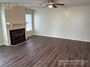 118 W Victoria Ct in Greenville, NC - Building Photo - Building Photo