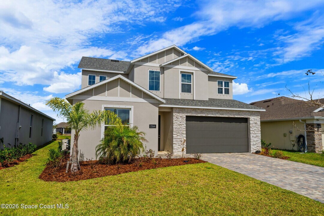 2264 Middlebury Drive in Palm Bay, FL - Building Photo