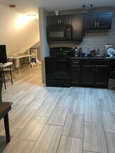 1335 Hill St in Ann Arbor, MI - Building Photo - Building Photo