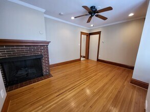 1434 E Chocolate Ave in Hershey, PA - Building Photo - Building Photo