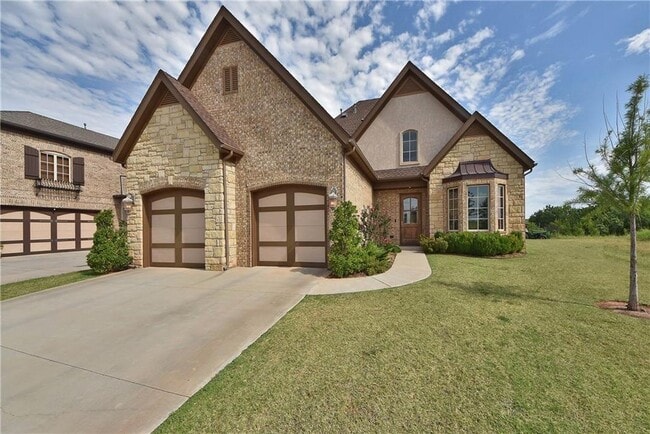 16828 Little Leaf Ln